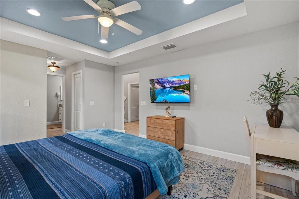 For Sale: $459,000 (3 beds, 2 baths, 1753 Square Feet)