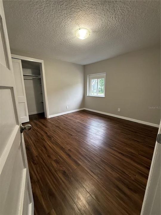 出租: $1,800 (2 贝兹, 2 浴室, 1125 平方英尺)