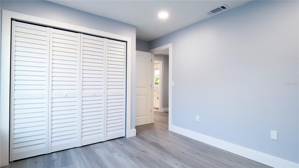 For Sale: $650,000 (4 beds, 2 baths, 2026 Square Feet)