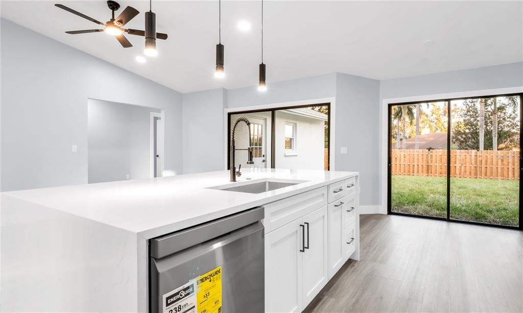 For Sale: $650,000 (4 beds, 2 baths, 2026 Square Feet)