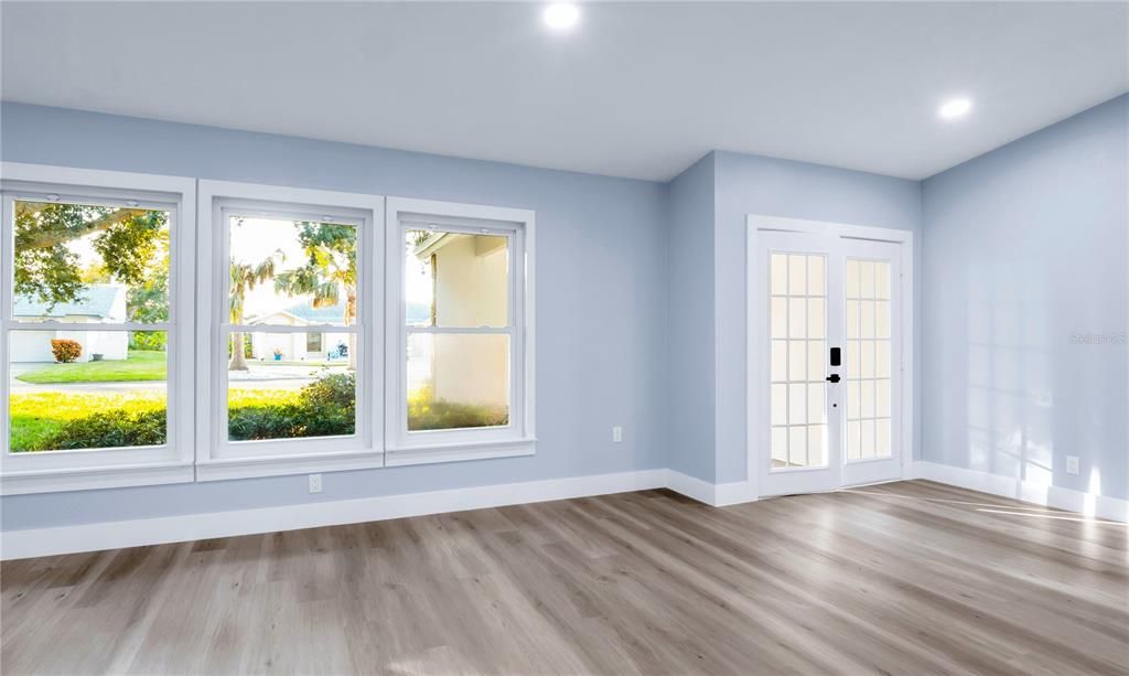 For Sale: $650,000 (4 beds, 2 baths, 2026 Square Feet)