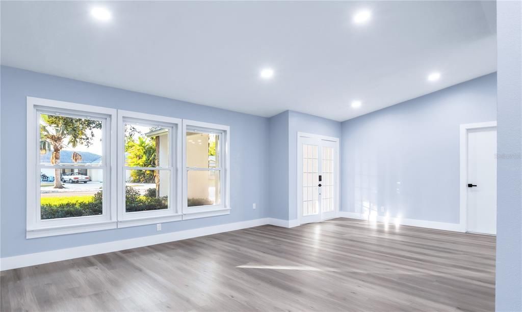 For Sale: $650,000 (4 beds, 2 baths, 2026 Square Feet)