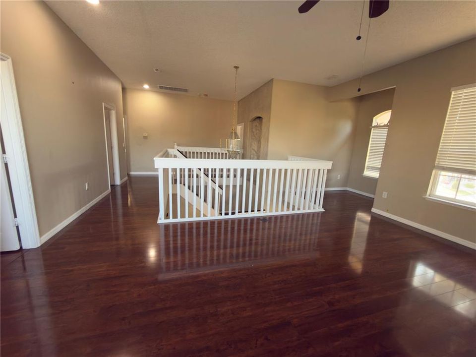 В аренду: $3,000 (4 спален, 2 ванн, 2660 Квадратных фут)