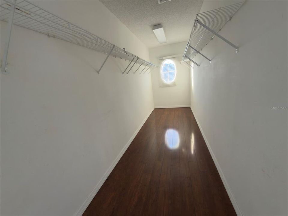 В аренду: $3,000 (4 спален, 2 ванн, 2660 Квадратных фут)