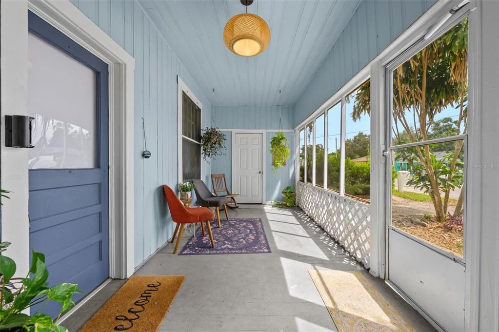 合同活跃: $369,900 (3 贝兹, 2 浴室, 1440 平方英尺)