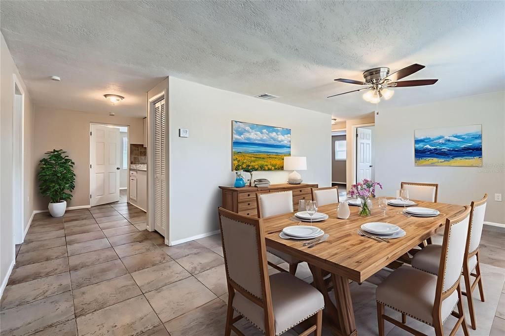 For Sale: $265,000 (3 beds, 1 baths, 1289 Square Feet)