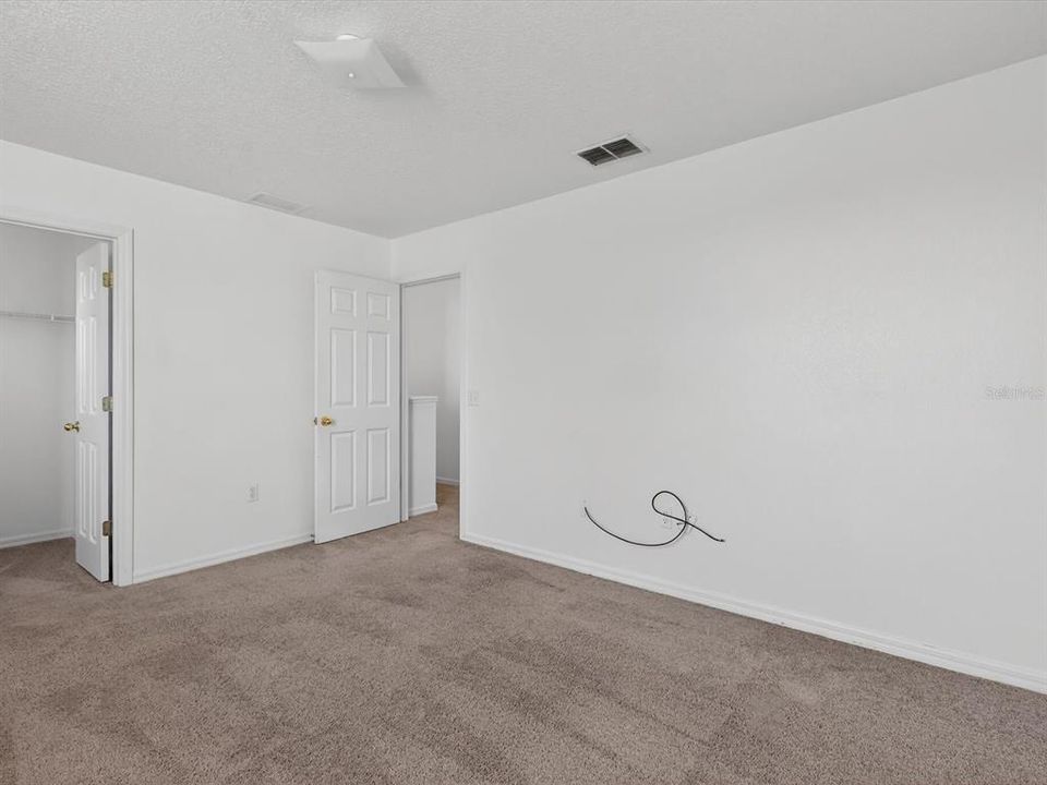 待售: $324,900 (4 贝兹, 2 浴室, 2162 平方英尺)