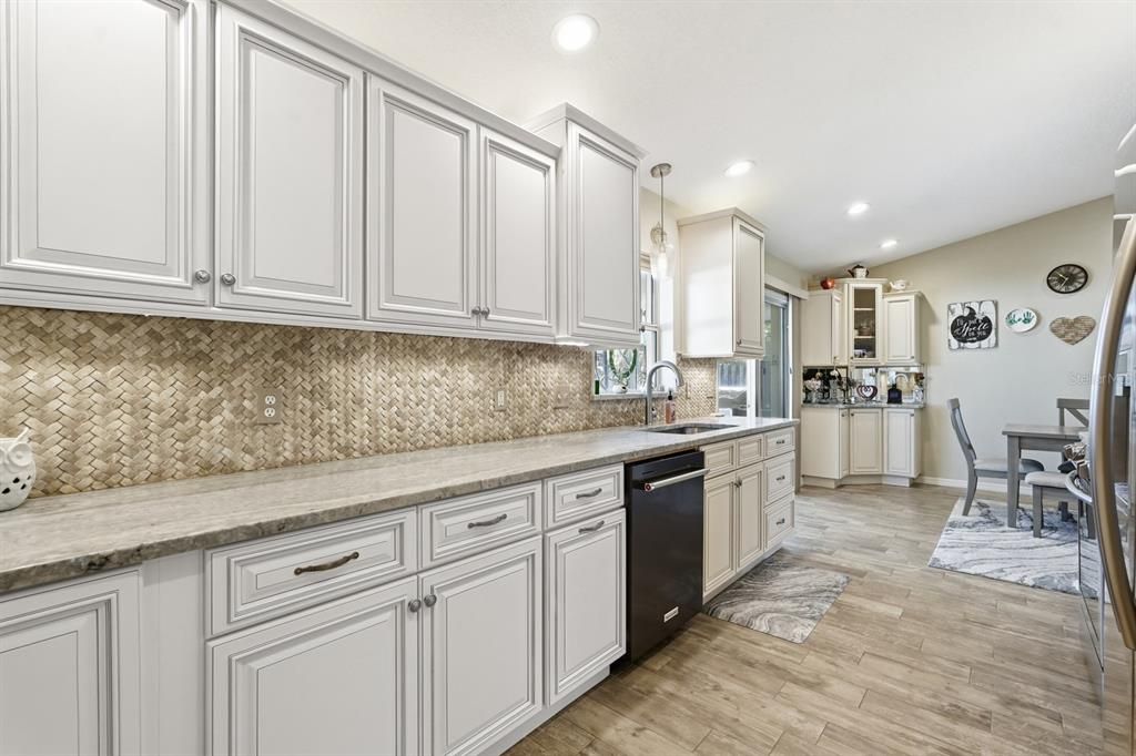 待售: $339,900 (3 贝兹, 2 浴室, 1260 平方英尺)