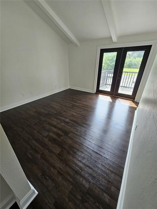 待售: $850,000 (5 贝兹, 3 浴室, 4100 平方英尺)