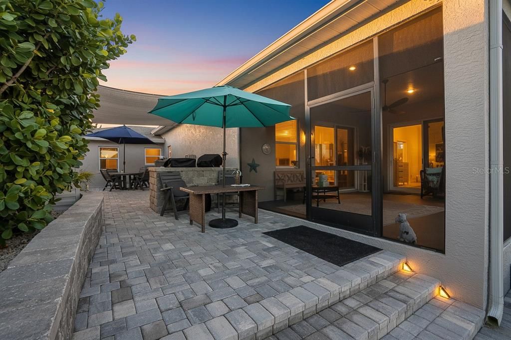 En Venta: $1,150,000 (4 camas, 3 baños, 2498 Pies cuadrados)