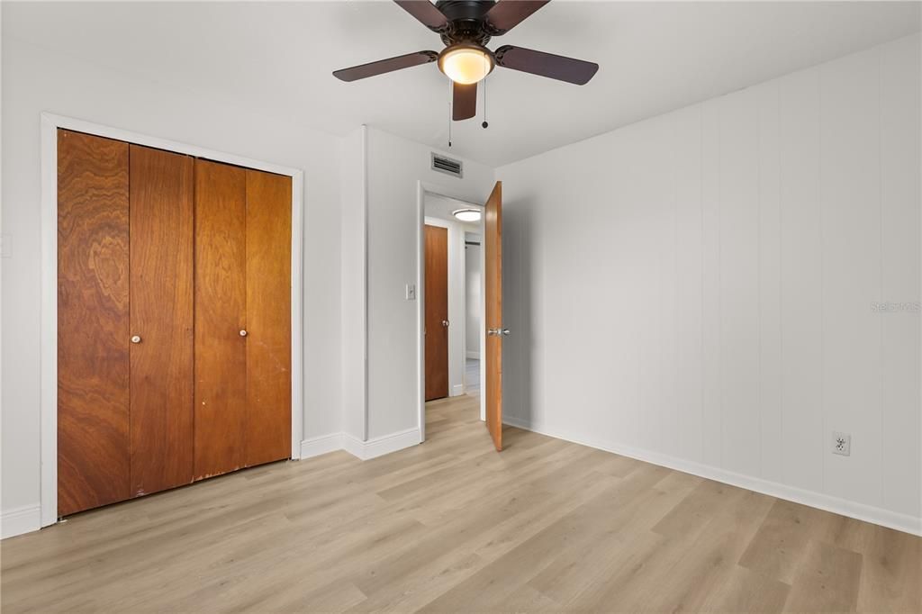 For Rent: $2,800 (5 beds, 3 baths, 1945 Square Feet)