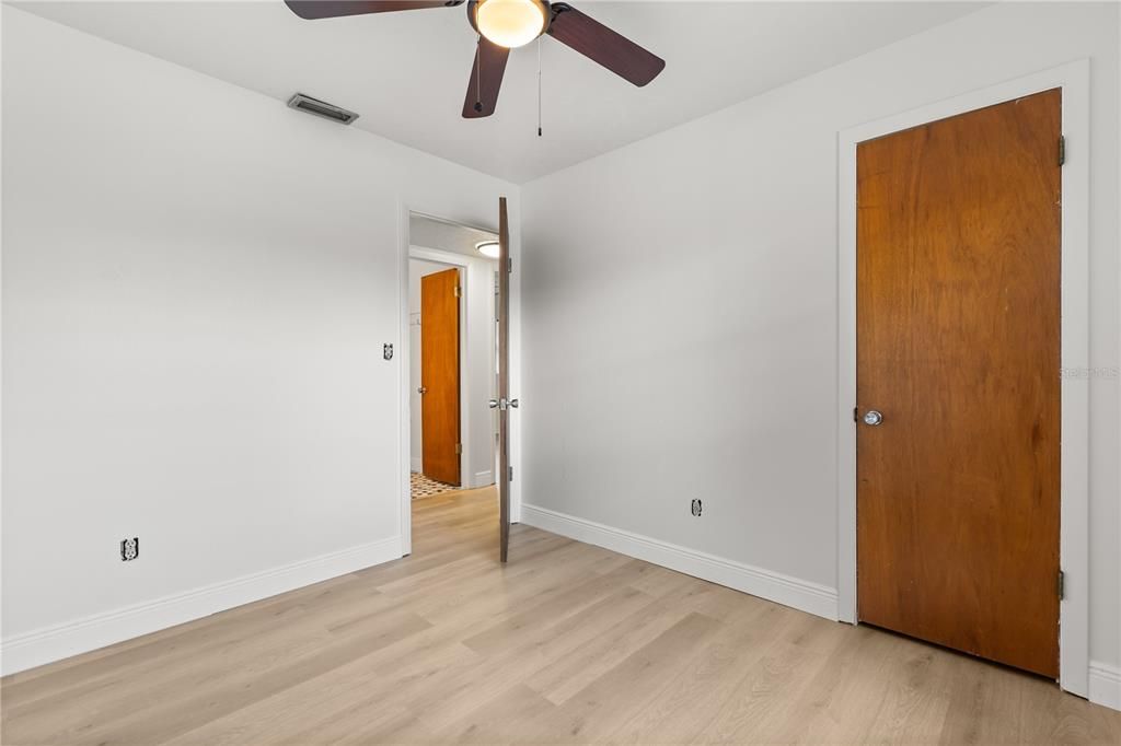 For Rent: $2,800 (5 beds, 3 baths, 1945 Square Feet)