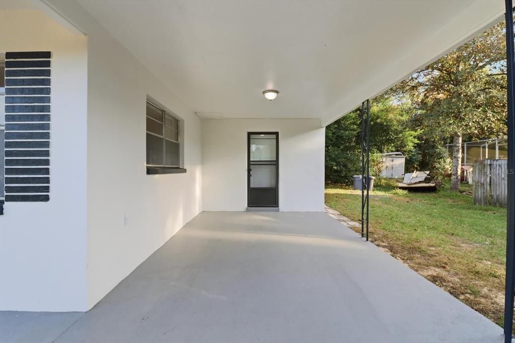 出租: $1,450 (2 贝兹, 1 浴室, 1076 平方英尺)