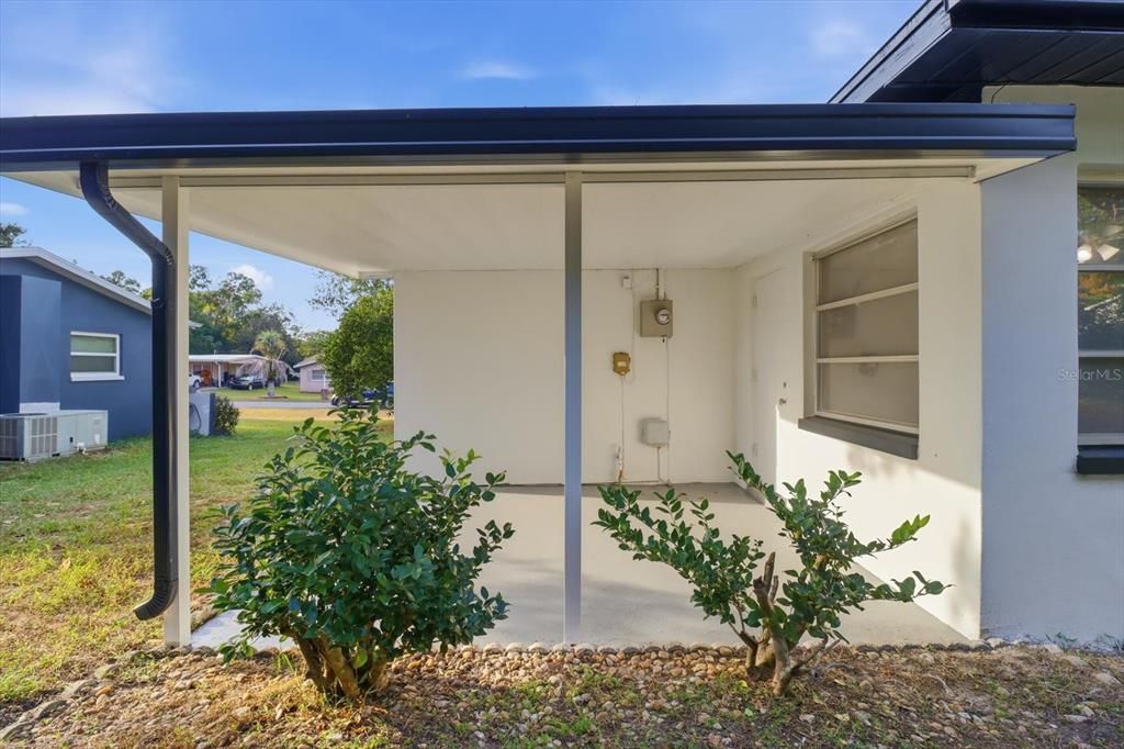 出租: $1,450 (2 贝兹, 1 浴室, 1076 平方英尺)