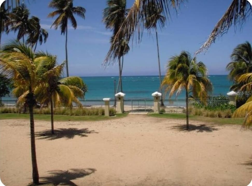 For Sale: $325,000 (3 beds, 2 baths, 1168 Square Feet)