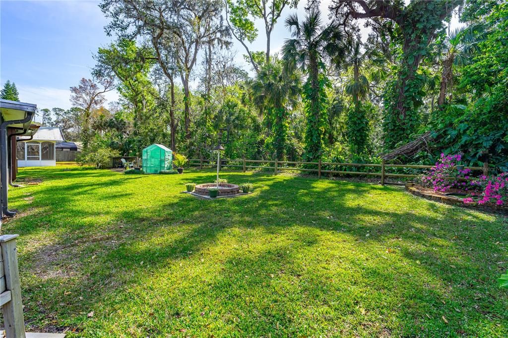 合同活跃: $325,000 (3 贝兹, 2 浴室, 1753 平方英尺)