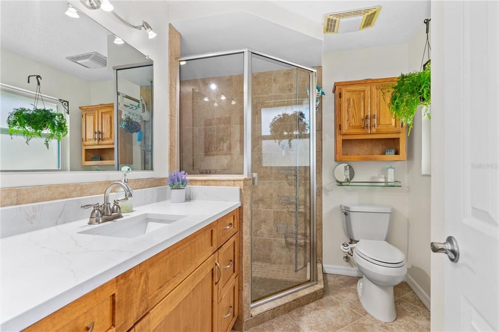 合同活跃: $325,000 (3 贝兹, 2 浴室, 1753 平方英尺)