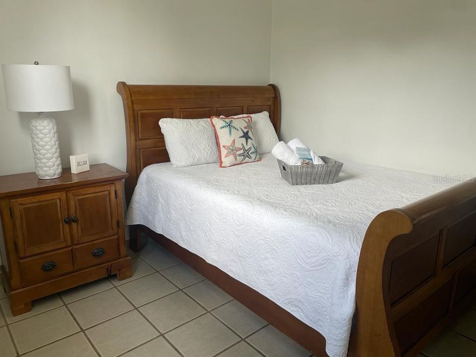 For Sale: $225,000 (3 beds, 2 baths, 1082 Square Feet)