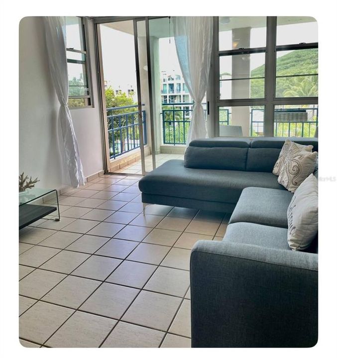 For Sale: $225,000 (3 beds, 2 baths, 1082 Square Feet)