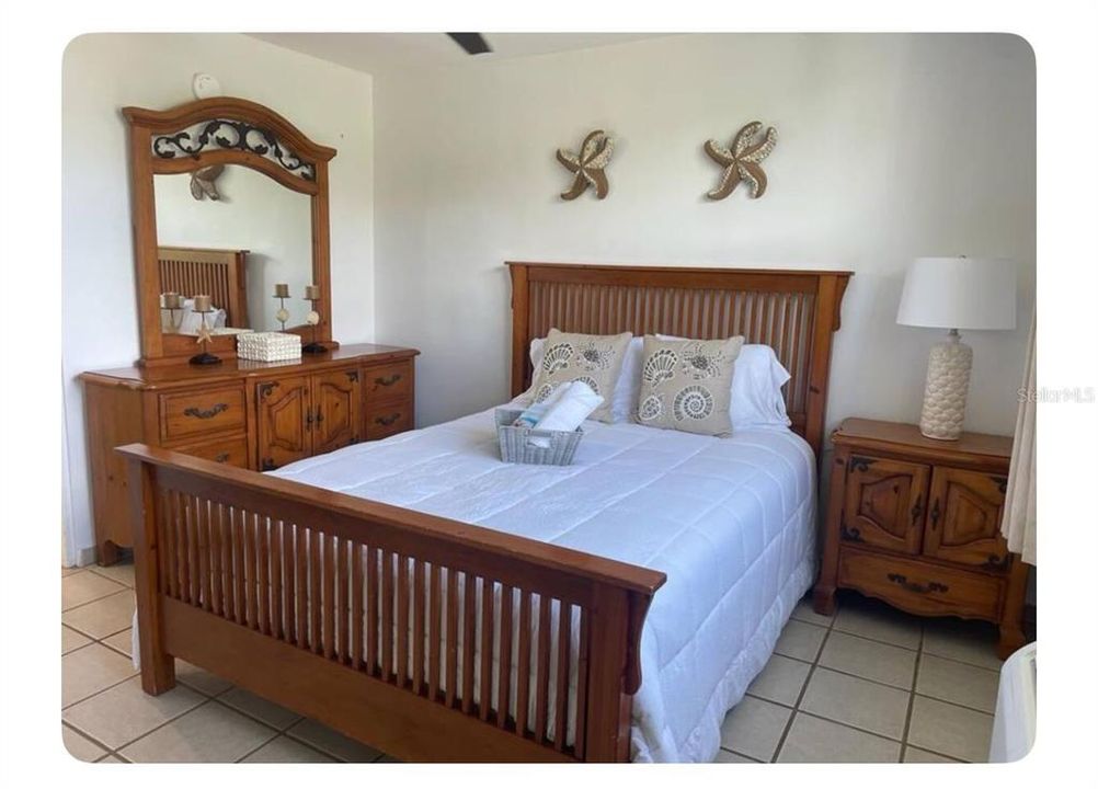 For Sale: $225,000 (3 beds, 2 baths, 1082 Square Feet)