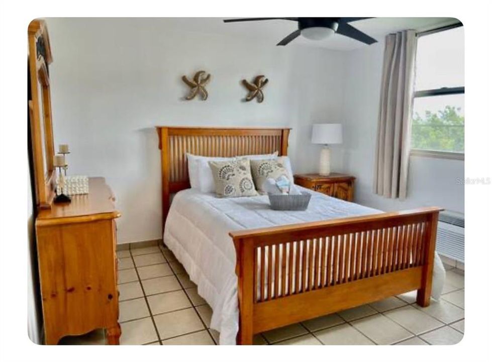 For Sale: $225,000 (3 beds, 2 baths, 1082 Square Feet)