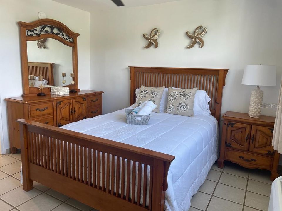 For Sale: $225,000 (3 beds, 2 baths, 1082 Square Feet)