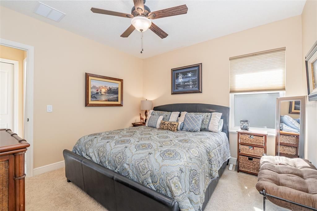 待售: $650,000 (3 贝兹, 2 浴室, 1601 平方英尺)