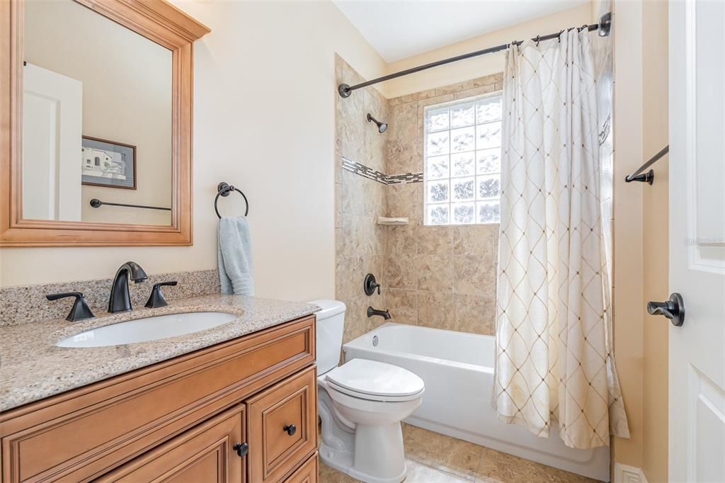 待售: $650,000 (3 贝兹, 2 浴室, 1601 平方英尺)