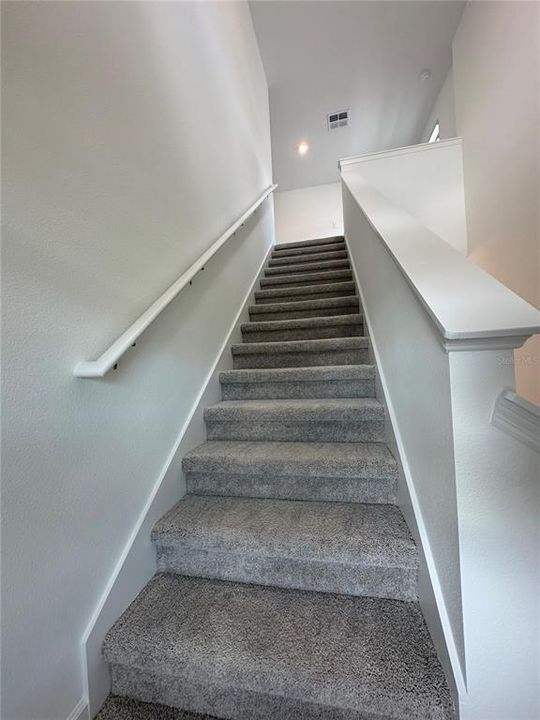 For Rent: $2,350 (4 beds, 2 baths, 1879 Square Feet)