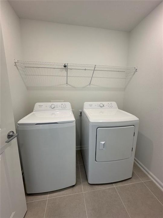 For Rent: $2,350 (4 beds, 2 baths, 1879 Square Feet)