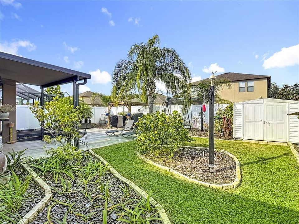 For Sale: $325,000 (3 beds, 2 baths, 1443 Square Feet)