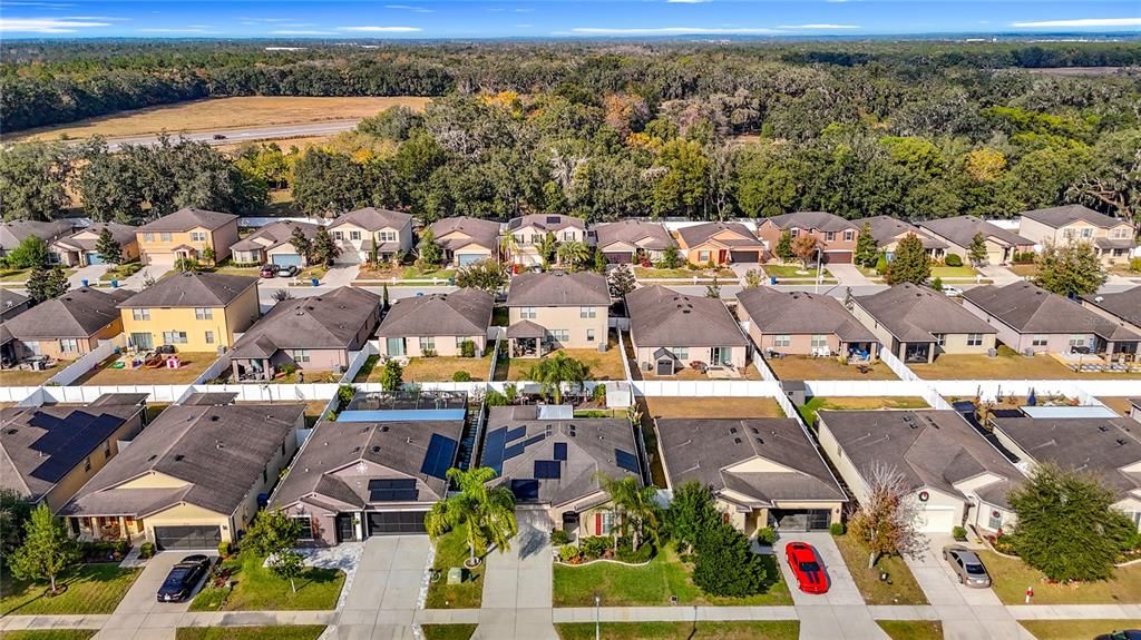 For Sale: $325,000 (3 beds, 2 baths, 1443 Square Feet)