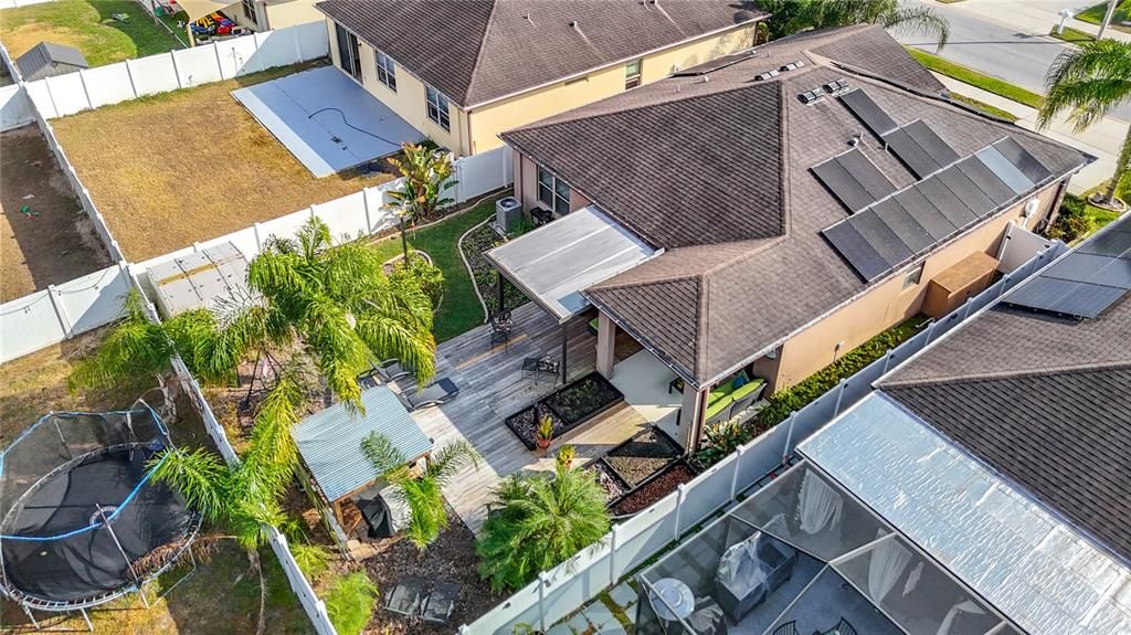 For Sale: $325,000 (3 beds, 2 baths, 1443 Square Feet)