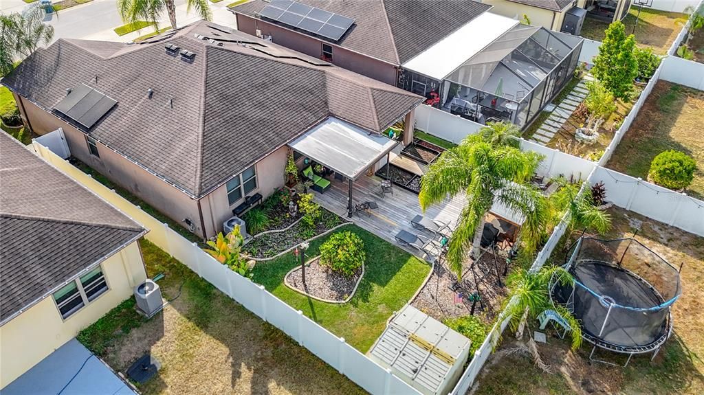 For Sale: $325,000 (3 beds, 2 baths, 1443 Square Feet)