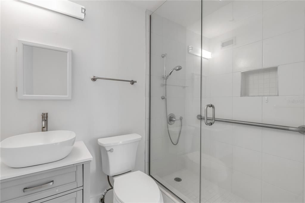 For Sale: $4,200,000 (5 beds, 6 baths, 4768 Square Feet)