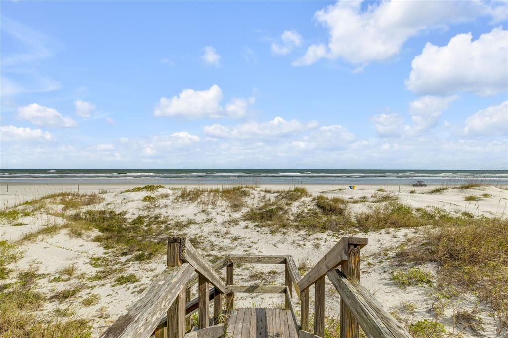 For Sale: $4,200,000 (5 beds, 6 baths, 4768 Square Feet)