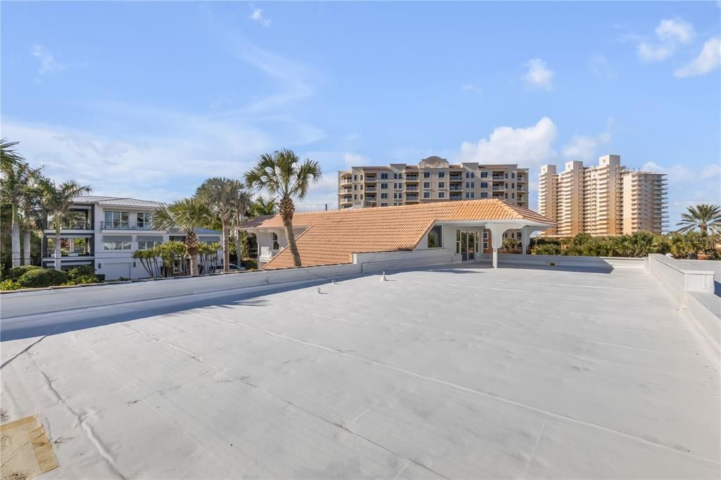 For Sale: $4,200,000 (5 beds, 6 baths, 4768 Square Feet)