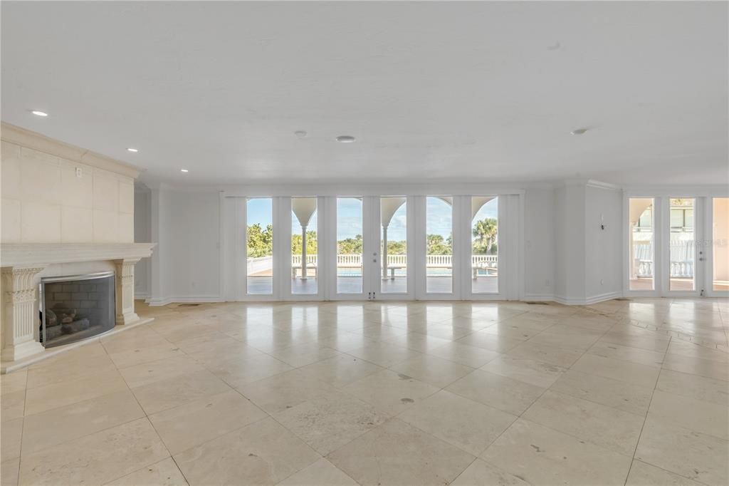 For Sale: $4,200,000 (5 beds, 6 baths, 4768 Square Feet)