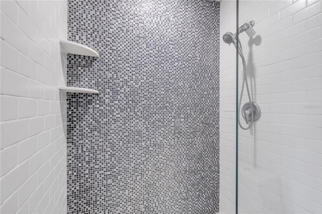 For Sale: $4,200,000 (5 beds, 6 baths, 4768 Square Feet)