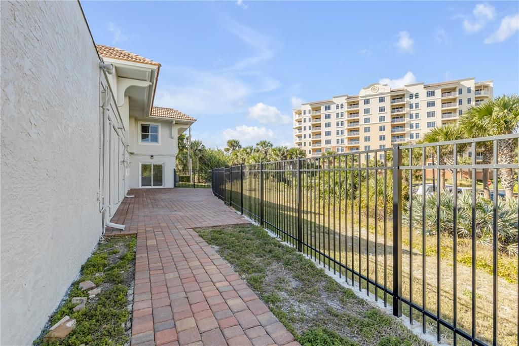 For Sale: $4,200,000 (5 beds, 6 baths, 4768 Square Feet)