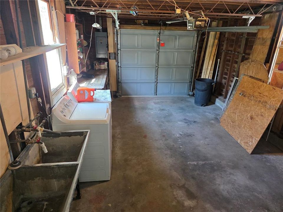 出租: $2,750 (2 贝兹, 1 浴室, 1068 平方英尺)