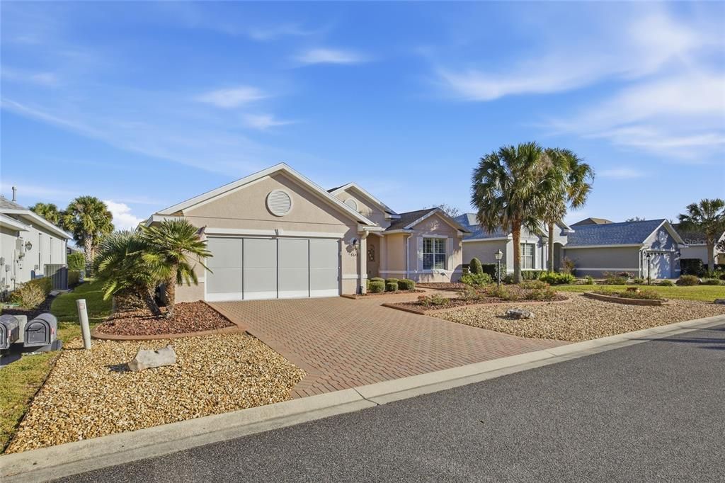 待售: $320,000 (3 贝兹, 2 浴室, 1705 平方英尺)