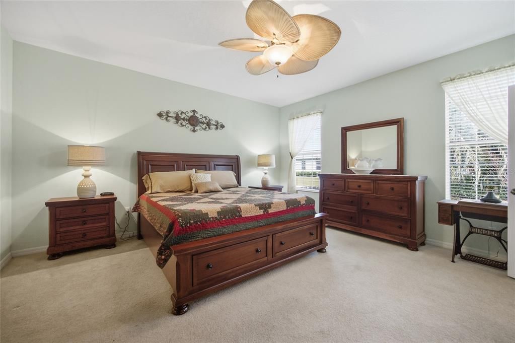 待售: $320,000 (3 贝兹, 2 浴室, 1705 平方英尺)