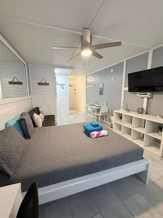 En Venta: $132,900 (1 camas, 1 baños, 300 Pies cuadrados)