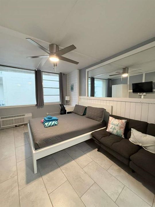 En Venta: $132,900 (1 camas, 1 baños, 300 Pies cuadrados)