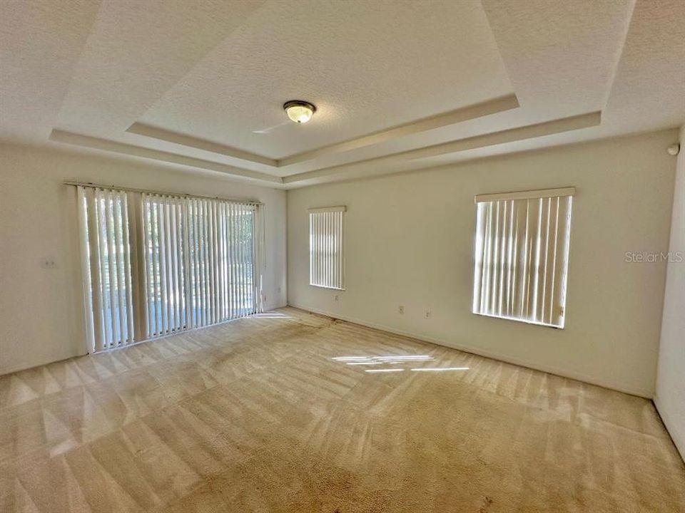 出租: $2,100 (5 贝兹, 3 浴室, 2839 平方英尺)