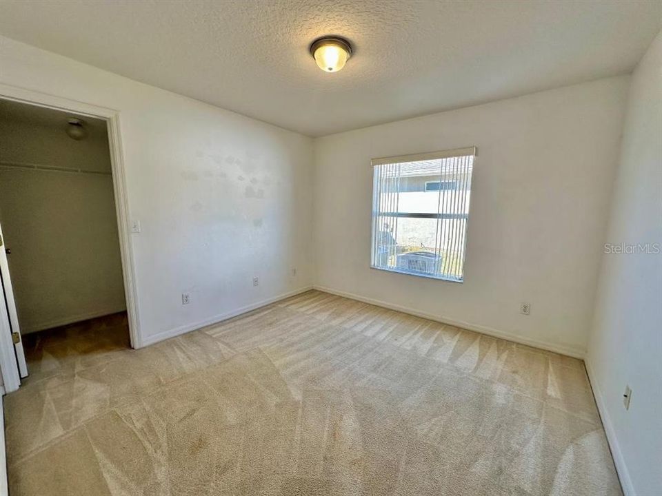 出租: $2,100 (5 贝兹, 3 浴室, 2839 平方英尺)