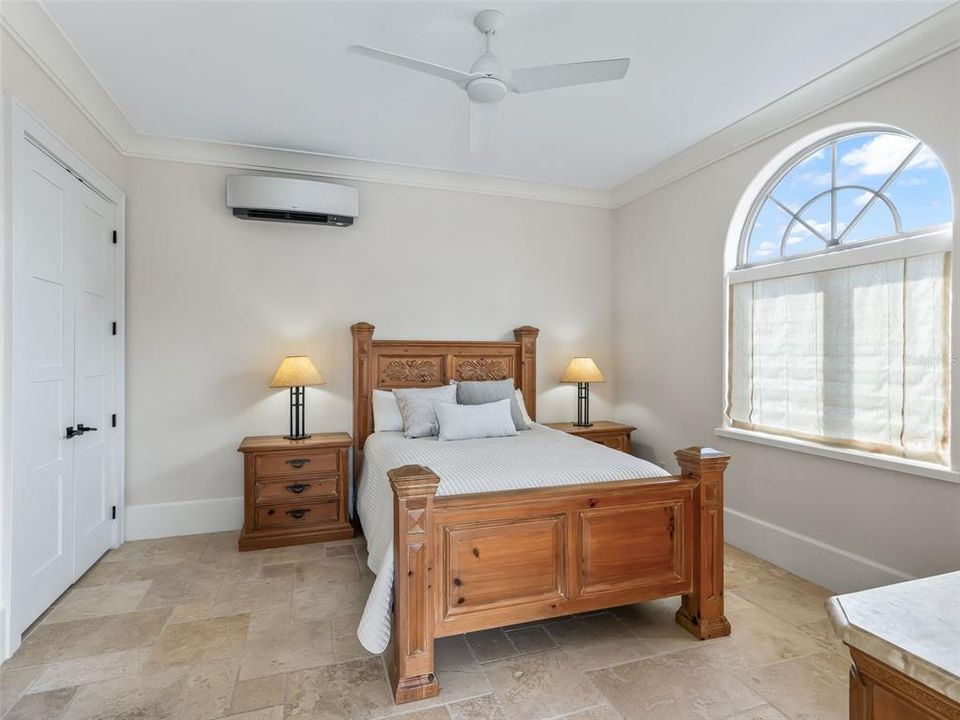 En Venta: $3,000,000 (4 camas, 4 baños, 6218 Pies cuadrados)