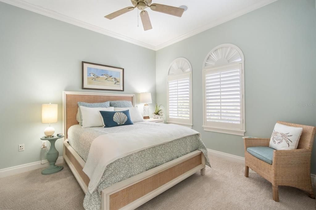 For Sale: $2,395,000 (3 beds, 3 baths, 2136 Square Feet)