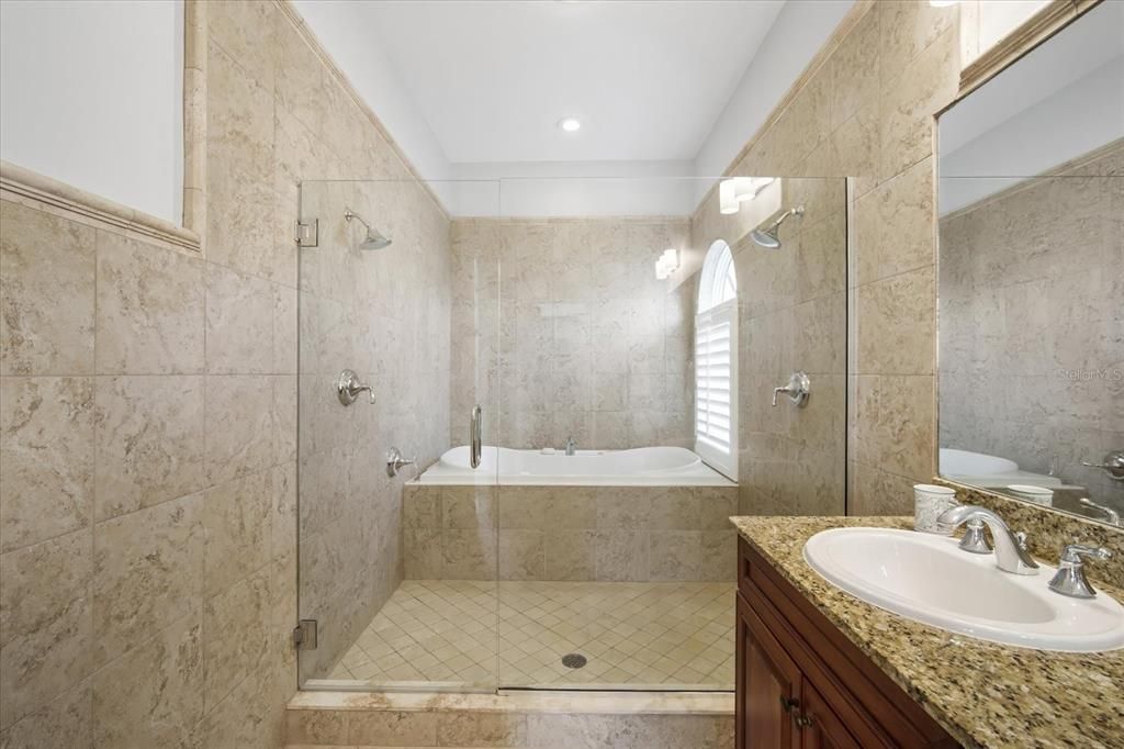 For Sale: $2,395,000 (3 beds, 3 baths, 2136 Square Feet)